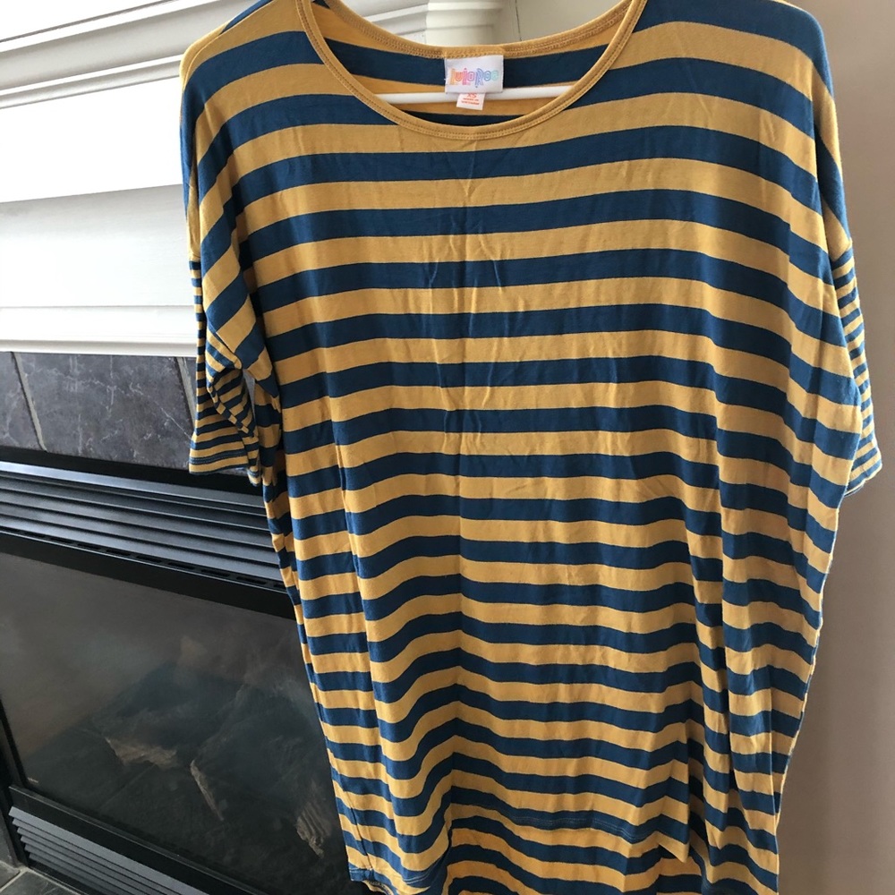 LulaRoe tunic top